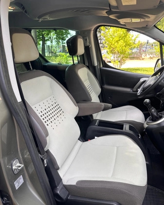 Citroen Berlingo cena 28999 przebieg: 231540, rok produkcji 2013 z Rumia małe 529